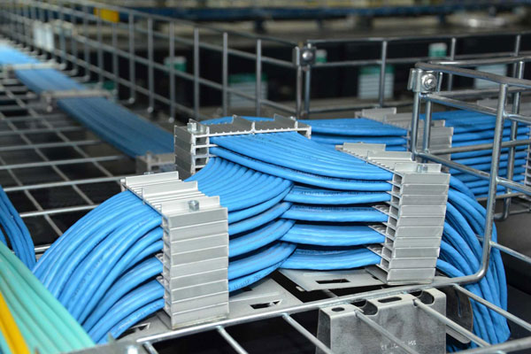 網(wǎng)絡(luò)機(jī)房綜合布線(xiàn)